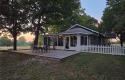 435 S Westgate Road, Garnett, KS 66032