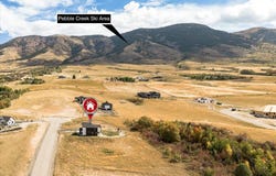 1367 Mogul Ln, Inkom, ID 83245