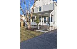 7 Maryland Avenue, Middletown, NY 10940