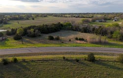 025 FM 2194, Celeste, TX 75423