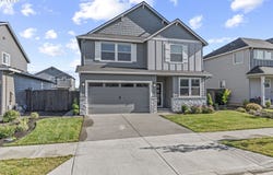 8710 N 1ST St, Ridgefield, WA 98642