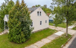 924 N 4TH AVENUE, Wausau, WI 54401