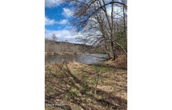 Rainbow Trout Terrace, Greentown, PA 18426