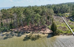 Seaview Court lot: 10/10A, Bath, NC 27808