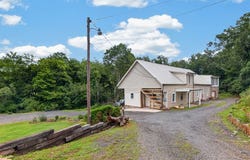 1245 Poplar Knob, Galax, VA 24333