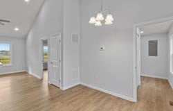 255 HOLLY HILL ST, BROADWAY, VA 22815