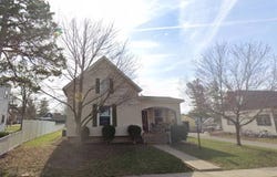 210 N Lawn Ave, Bluffton, OH 45817