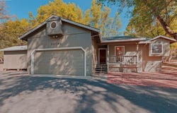 20790 Ferretti Rd, Groveland, CA 95321