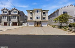 2011 SUNSET Avenue, SURF CITY, NJ 08008