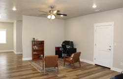 1015 E Canyon Dr, Big Water, UT 84741