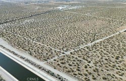 2025 Dos Palmas, Phelan, CA 92371