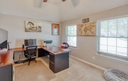 18 Pleasant Valley, Sanger, TX 76266
