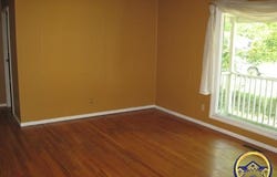 3100 SW Meadow LN, Topeka, KS 66614