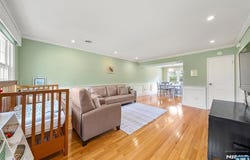 122 Parkview Drive, Teaneck, NJ 07666