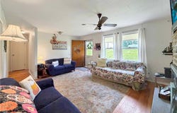 1752 Sagrada Road, Edwards, MO 65326