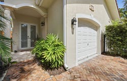 3112 Ohio St, Miami, FL 33133