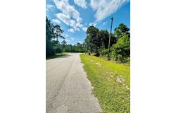 221 Franklin St, Lanark Village, FL 32323