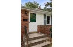 108 Longfellow Drive, Warwick, RI 02818