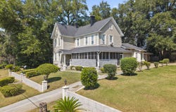618 W Washington Street, Quincy, FL 32351