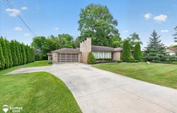 10048 E Coldwater Road, Davison, MI 48423