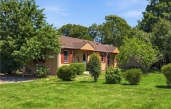 249 W Main Road, Middletown, RI 02842