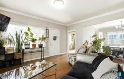 1406 W 9th St, Sioux Falls, SD 57104