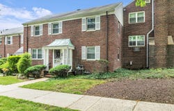 85 Manor Drive, Red Bank, NJ 07701