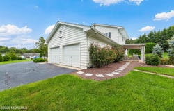 5 Travis Court, Monroe, NJ 08831