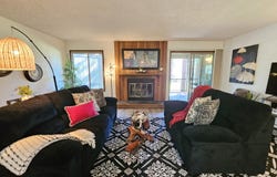 821 E Desperado Trail, Sisters, OR 97759
