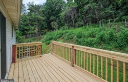 22 WEALTHY Road, LINDEN, VA 22642