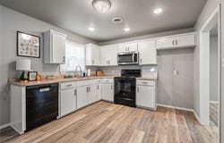 406 Hemlock ST, Van Buren, AR 72956