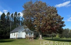 14198 Days River Lane, Rock, MI 49880