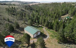 3858 Highway 28, Lander, WY 82520