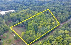 325 Huff Lake Road, Bogart, GA 30622