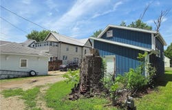 309 S Washington Avenue, Iola, KS 66749