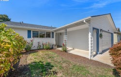 401 S CASCADE Dr, Woodburn, OR 97071