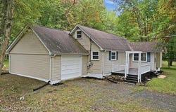 118 Buckhill Road, Penn Forest Twp, PA 18210