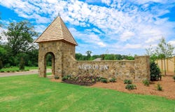 28 ABERDEEN DRIVE, CALERA, AL 35040