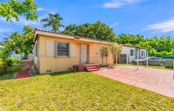 151 E 16th St, Hialeah, FL 33010