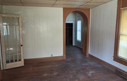 538 Cooper Ave, Paris, MO 65275