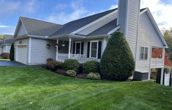 44 Carriage Lane, Brunswick, ME 04011