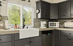 24379 San Moritz, Crestline, CA 92325