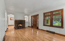 23 E Langley Road E, Battle Creek, MI 49015