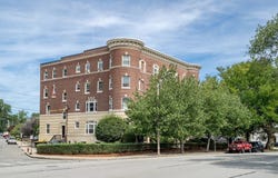 457 Washington 2, Newton, MA 02458