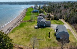 22 Seaview Lane, Robbinston, ME 04671
