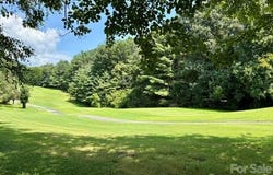 24 Triple Fairways Drive, Hendersonville, NC 28739