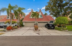 820 SYMPHONY ISLES Boulevard, APOLLO BEACH, FL 33572