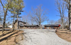 2525 Beacon Hill Loop, Strafford, MO 65757