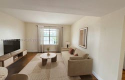 1051 Meridian Ave, Miami Beach, FL 33139