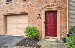 912 SKYVIEW Drive, YORK, PA 17406